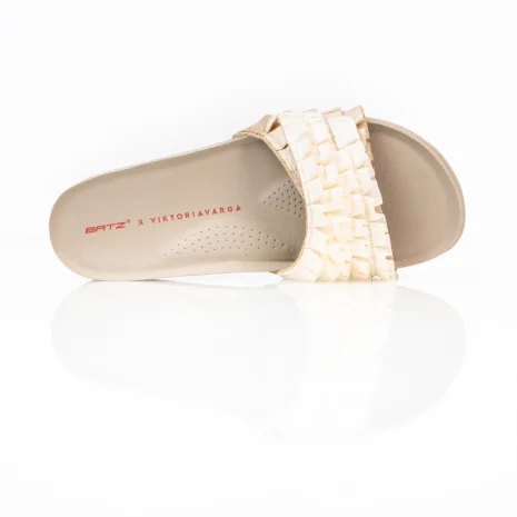BATZ X VIKTORIAVARGA Ribbon siesta (Sand)
